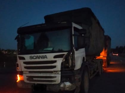 Мотоциклист и его пассажир погибли в ДТП с мусоровозом в Калужской области