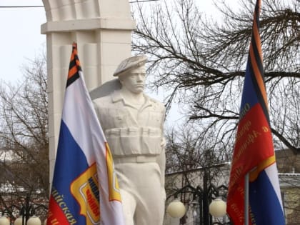 В Калуге прошел митинг, посвященный Дню памяти о россиянах, исполнявших служебный долг за пределами Отечества