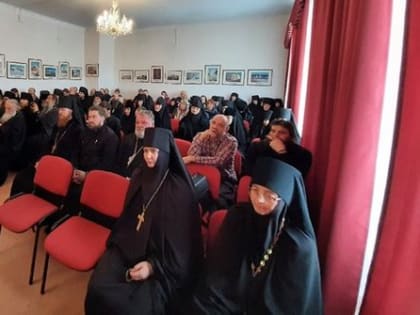 Представители монастырей Калужской епархии приняли участие в монашеской научно-практической конференции «Молитвенное делание, традиции исихазма в обожении человека».