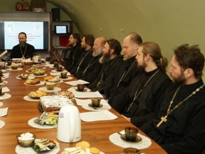 Вопросы оказания помощи мобилизованным и их семьям обсудили на коллегии отдела по церковной благотворительности и социальному служению Калужской епархии