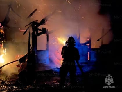 Жилой дом сгорел в Калужской области