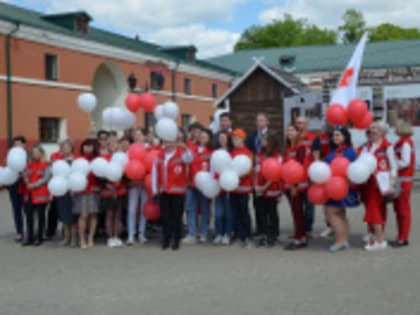 День рождения Красного Креста отметили флэш-мобом