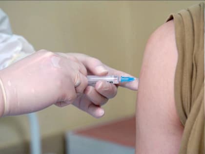 ВОЗ настоятельно рекомендует срочно пройти вакцинацию всем не защищенным