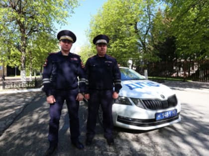 В Калуге инспекторы ДПС помогли быстро доставить ребенка в медучреждение