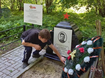 Учащиеся Козельской православной гимназии посетили захоронения воинов Великой Отечественной войны