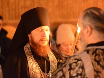 Чтение Великого канона в Пафнутиевом монастыре