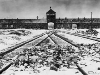 11 апреля — Международный день  освобождения узников фашистских концлагерей