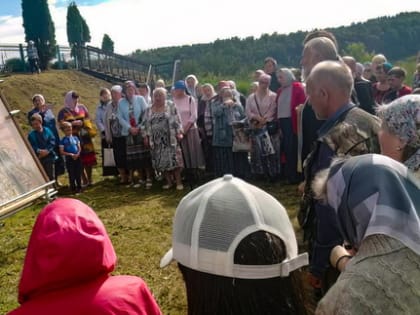 Крестный ход “Помолимся о Земле Калужской” прошел в Дзержинском районе