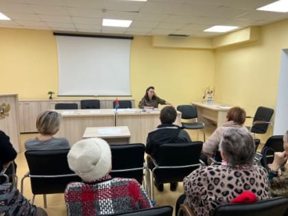 Жители Правобережья получили бесплатные юридические консультации