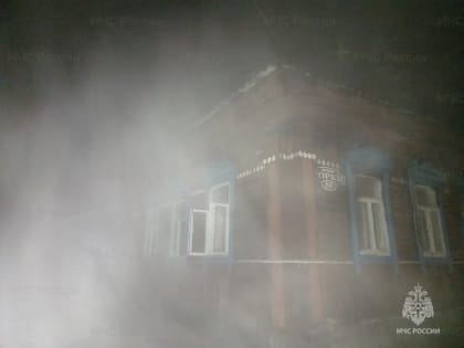 Жилой дом горел ночью в Калужской области