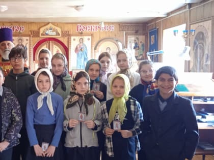 Школьники посетили храм