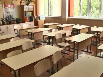 Скандал в малоярославецкой гимназии: учителя истории и обществознания подозревают в домогательствах