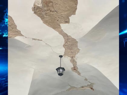 Церковь Спаса Преображения "за верхом" в Калуге начала разрушаться