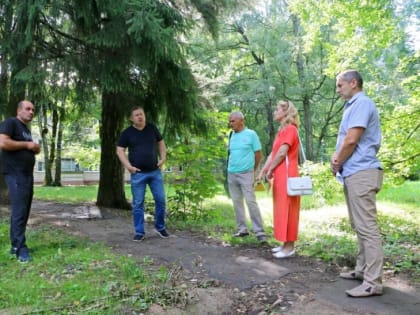 Ремонт тротуара на улице Курчатова в Обнинске
