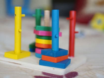 В Калужской области двух малышей госпитализировали после падения с пеленального столика