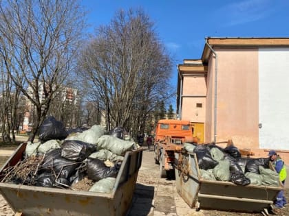 В ОБНИНСКЕ СУББОТНИКИ СТАРТОВАЛИ РАНЬШЕ ОФИЦИАЛЬНОЙ ОТМАШКИ
