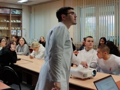 Обнинские школьники начинают медицинские каникулы в РУДН