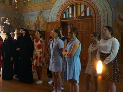 «Благословенная Калужская земля»: паломническая поездка и гастроли музыкального коллектива «Отрада»