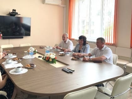 Елена Лошакова в Кировском районе