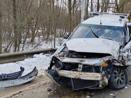 В Жуковском районе произошло ДТП со школьным автобусом
