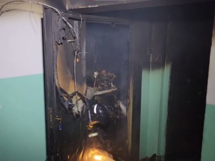 85 жителей эвакуировали из многоэтажного дома в Обнинске, где загорелась квартира