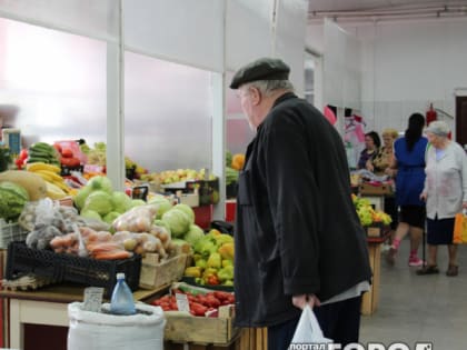 Это вреднейшая ягода: а мы едим ее покупаем как деликатес, еще и детей угощаем