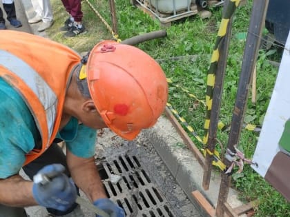 Концессионер объяснил почему загадил ливнёвку.