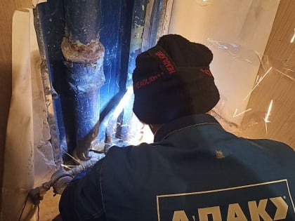 Специалисты из Калужской области помогли восстановить водоснабжение в одном из домов Первомайска