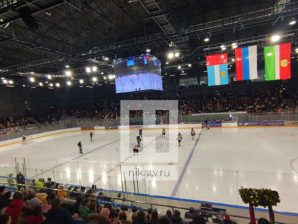 Калужские хоккеисты обыграли тамбовчан со счетом 3:2