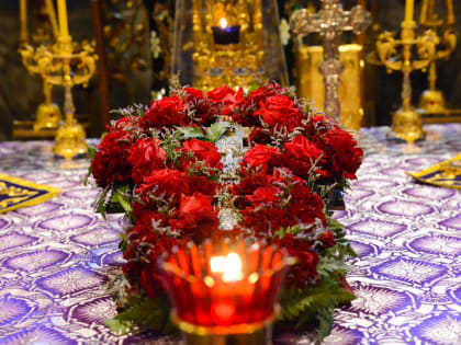 Неделя Крестопоклонная в Пафнутиевом монастыре