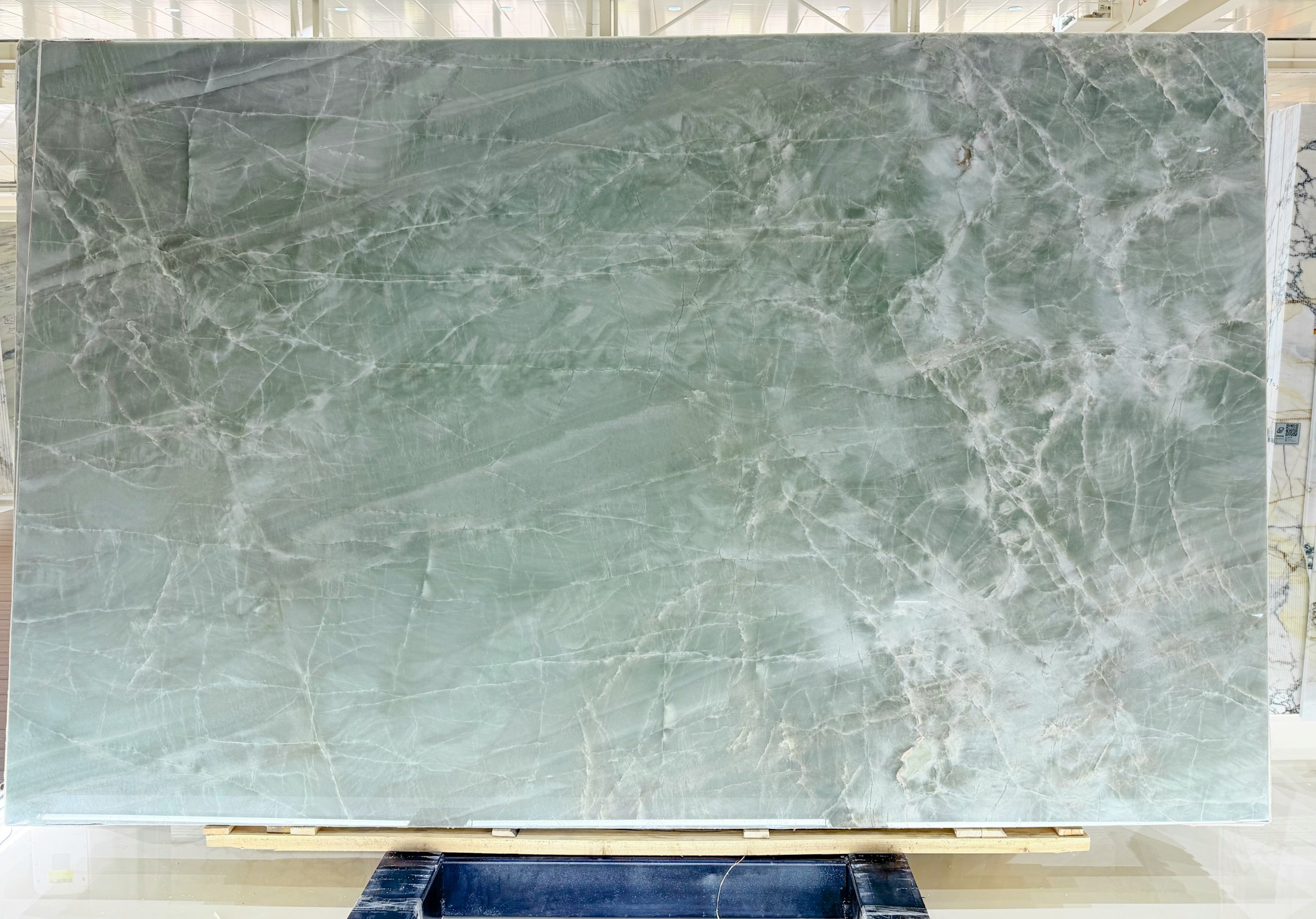 Verde  Emerald — view 3