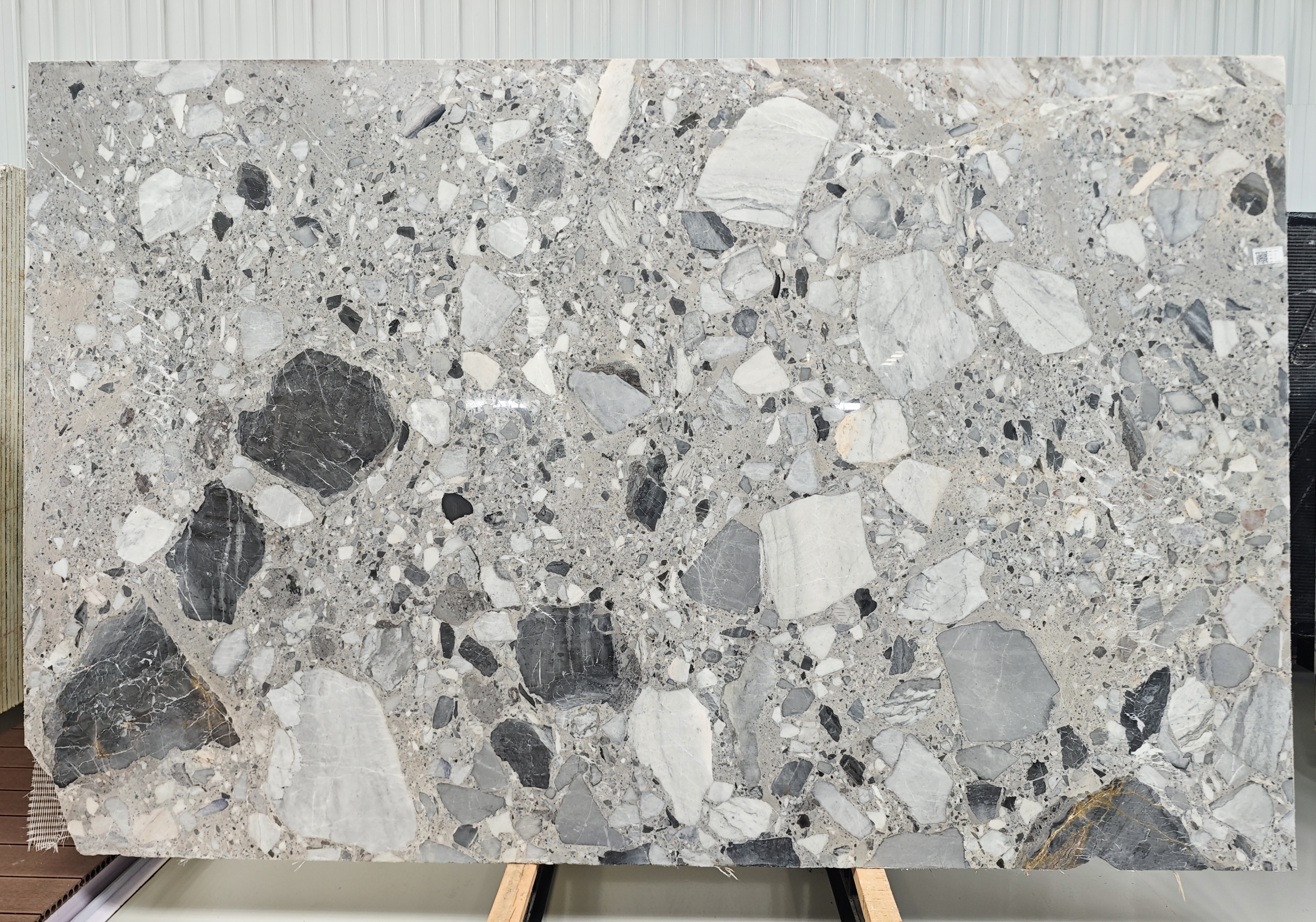 Breccia Vittoria — view 5