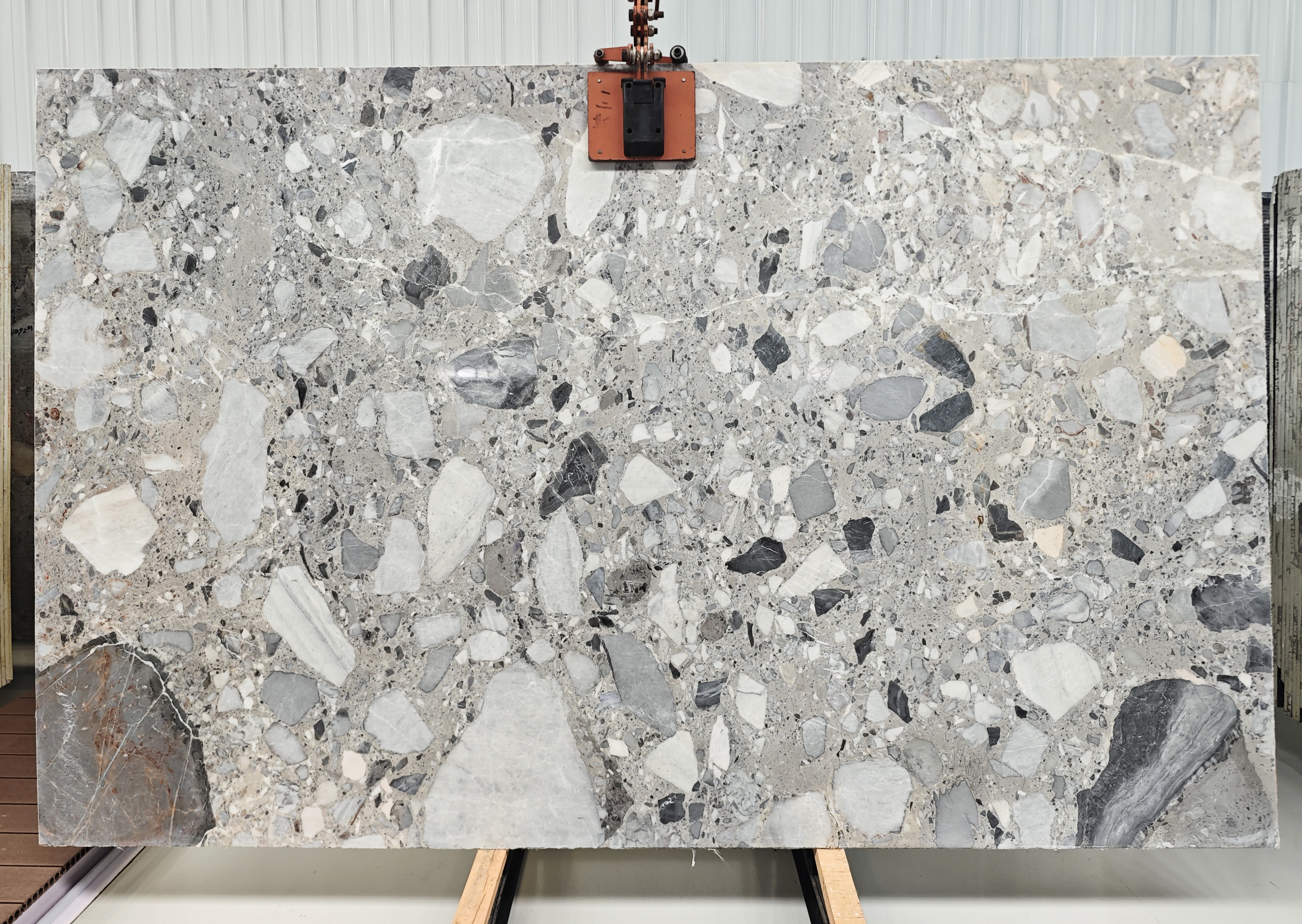 Breccia Vittoria — view 4