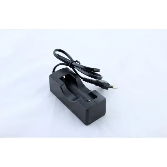 Зарядний пристрій на 1x18650 від мережі 220V singnal
