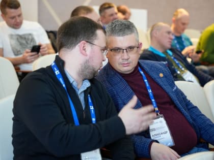 Первый заместитель главы Мурманска сел за парту «Школы мэров»