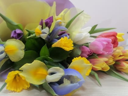 Председатель областной Думы Сергей Дубовой поздравил северянок с Международным женским днем