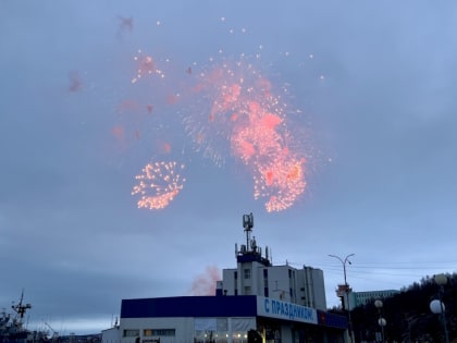 В Североморске прогремел артиллерийский салют