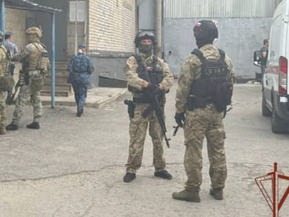 Спецподразделения Росгвардии проводят учения в Волгограде