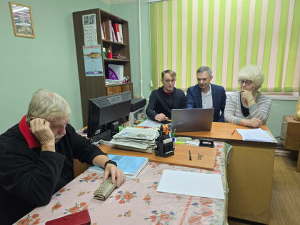 Прием граждан в Кандалакше: депутат отвечает на обращения жителей