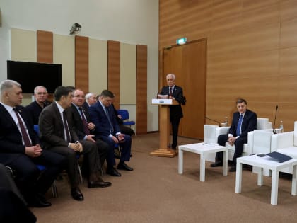 Бюджет, поддержка участников СВО, социальные гарантии: «Единая Россия» подвела итоги работы в осеннюю сессию