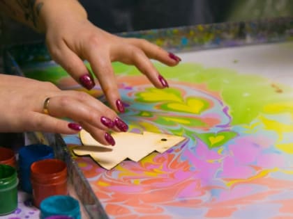 Юных мурманчан обучат технике рисования на воде