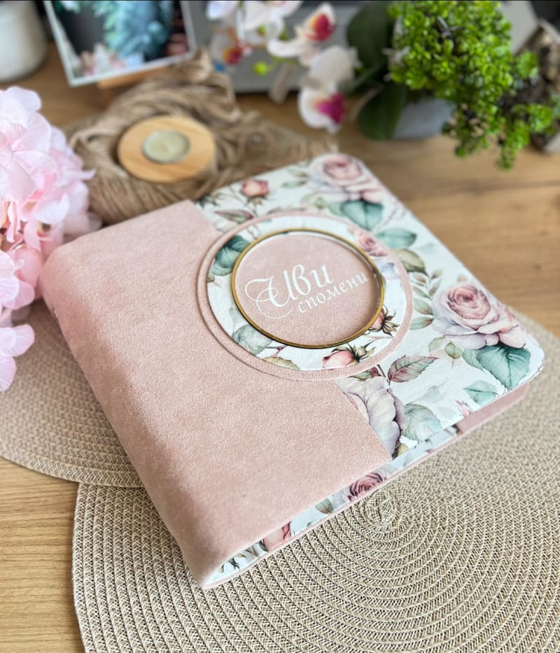 Розови цветя Ива