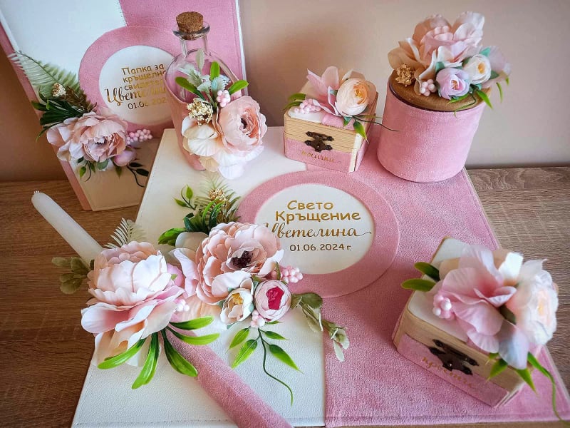 Цветелина розов велур и бяла кожа 