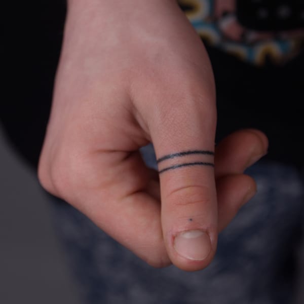 Tatuaż Geometryczny — bemu — Mila Tattoo Studio Kraków