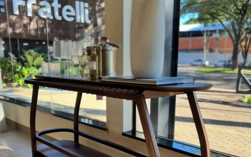 Carrinho Bar: Elegância e Sofisticação na Sua Casa