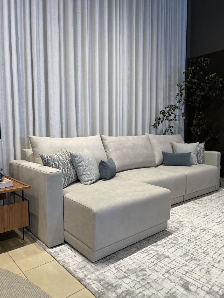 Sofá Fratelli: Estilo e Conforto para sua Sala de Estar