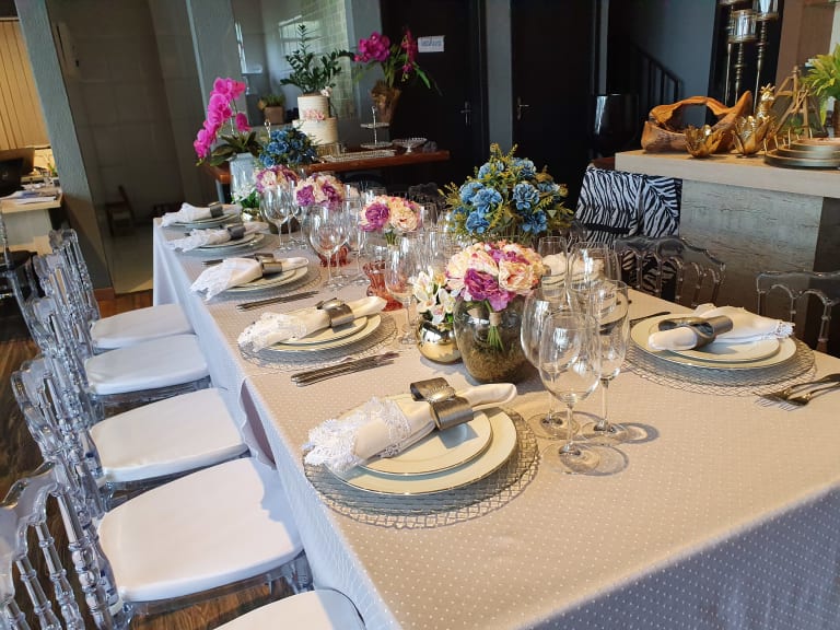 regras de etiqueta à mesa