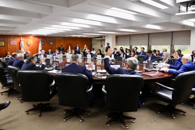 El Gobierno de Milei ya tiene la terna de jueces para cubrir en Tucumán el estratégico Tribunal Federal con competencia electoral