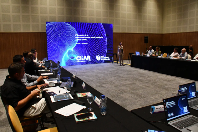 La Capital quiere implementar la IA para las áreas de seguridad, movilidad urbana y atención al ciudadano