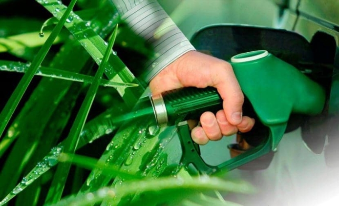 Nuevos precios del biocombustible bajo fuego: productores exigen cumplir la ley